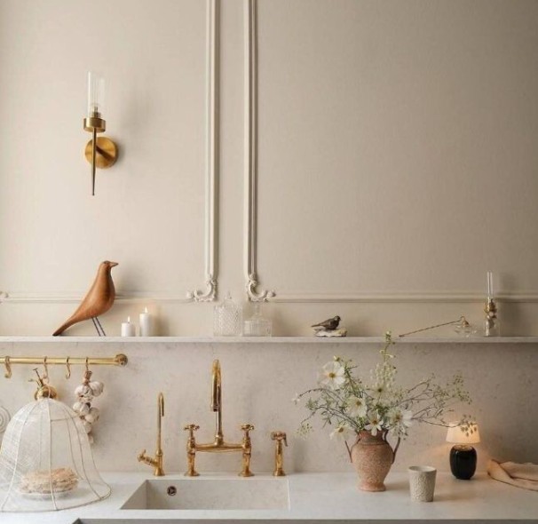 - Coin pour moulure P8030